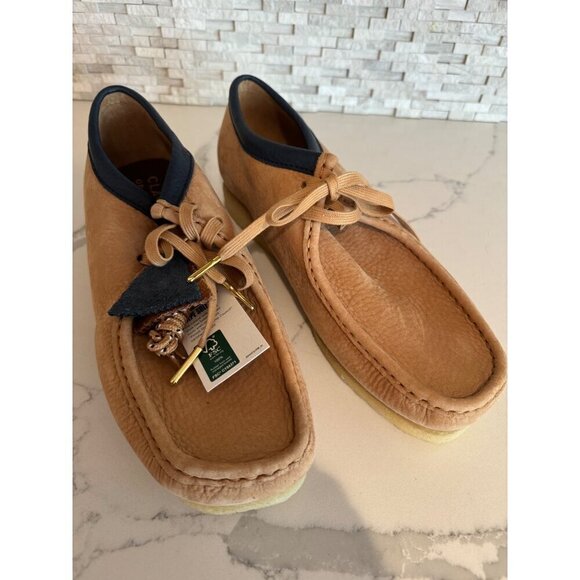 Clarks Other - Clarks Wallabee Mens Beige Nubuck Oxfords Lace Ups Shoes 42 US 9 UK 8 NEW